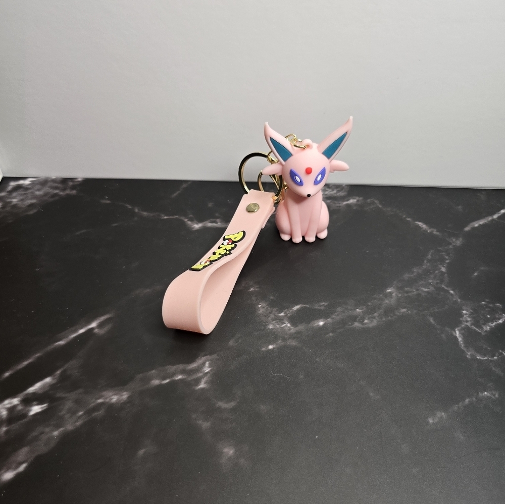 Espeon Pokemon Keychain- Vinyl Figure Charm - Picture 3 of 3